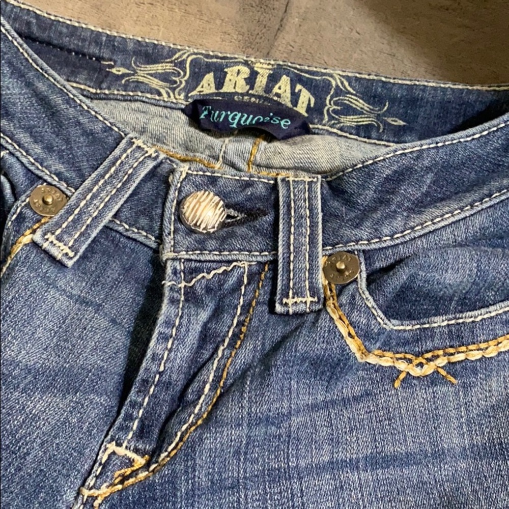 Arita jeans